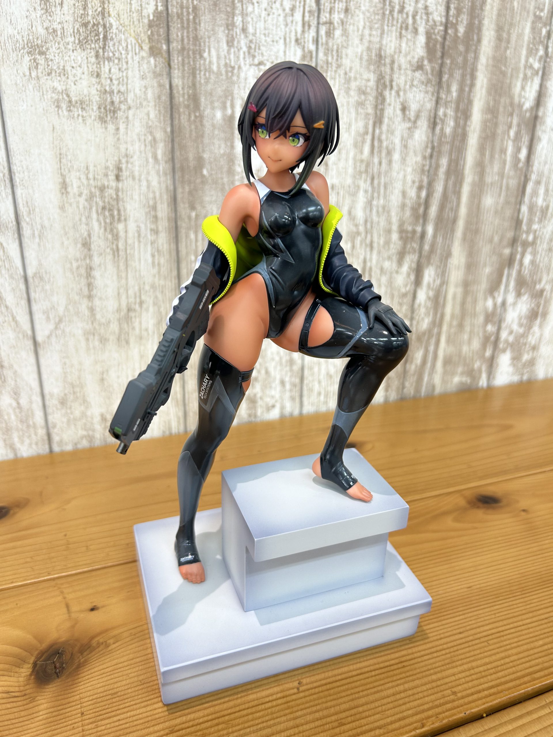 ご予約受付中！】「『ARMS NOTE』 水泳部の部長ちゃんとコウハイちゃん