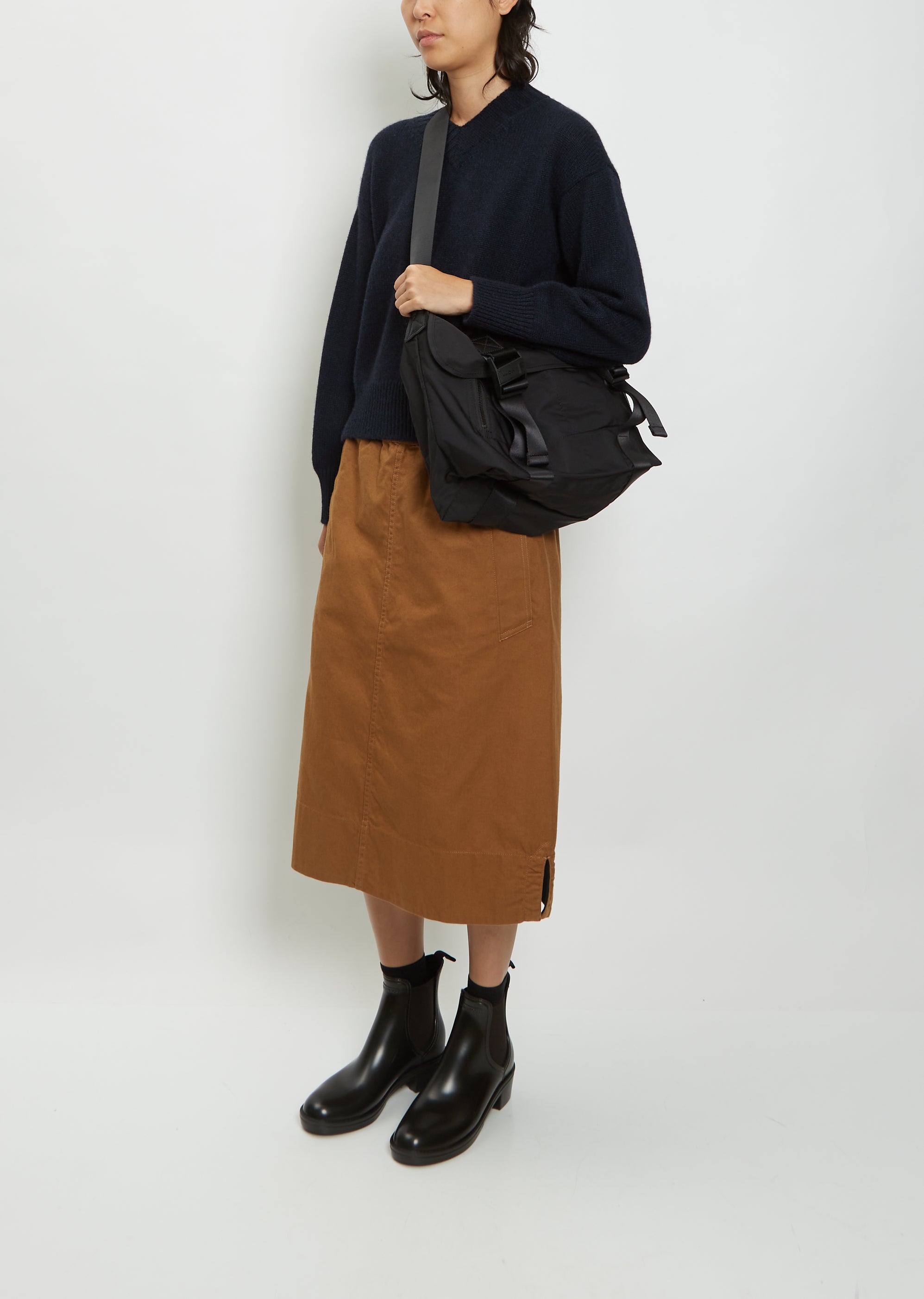 Medium Gabardine Messenger Bag — Black – La Garçonne