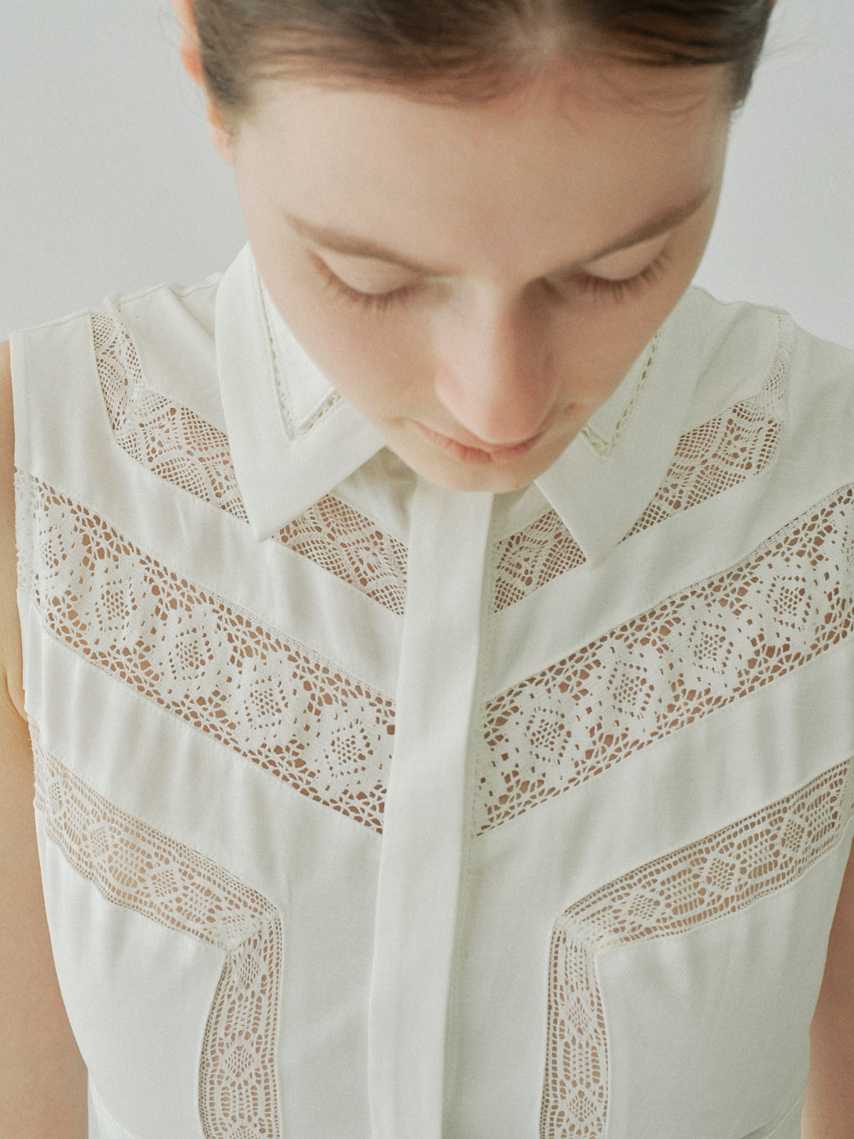 Asymmetric Lace Panel Dress – L'AUBE BLANC