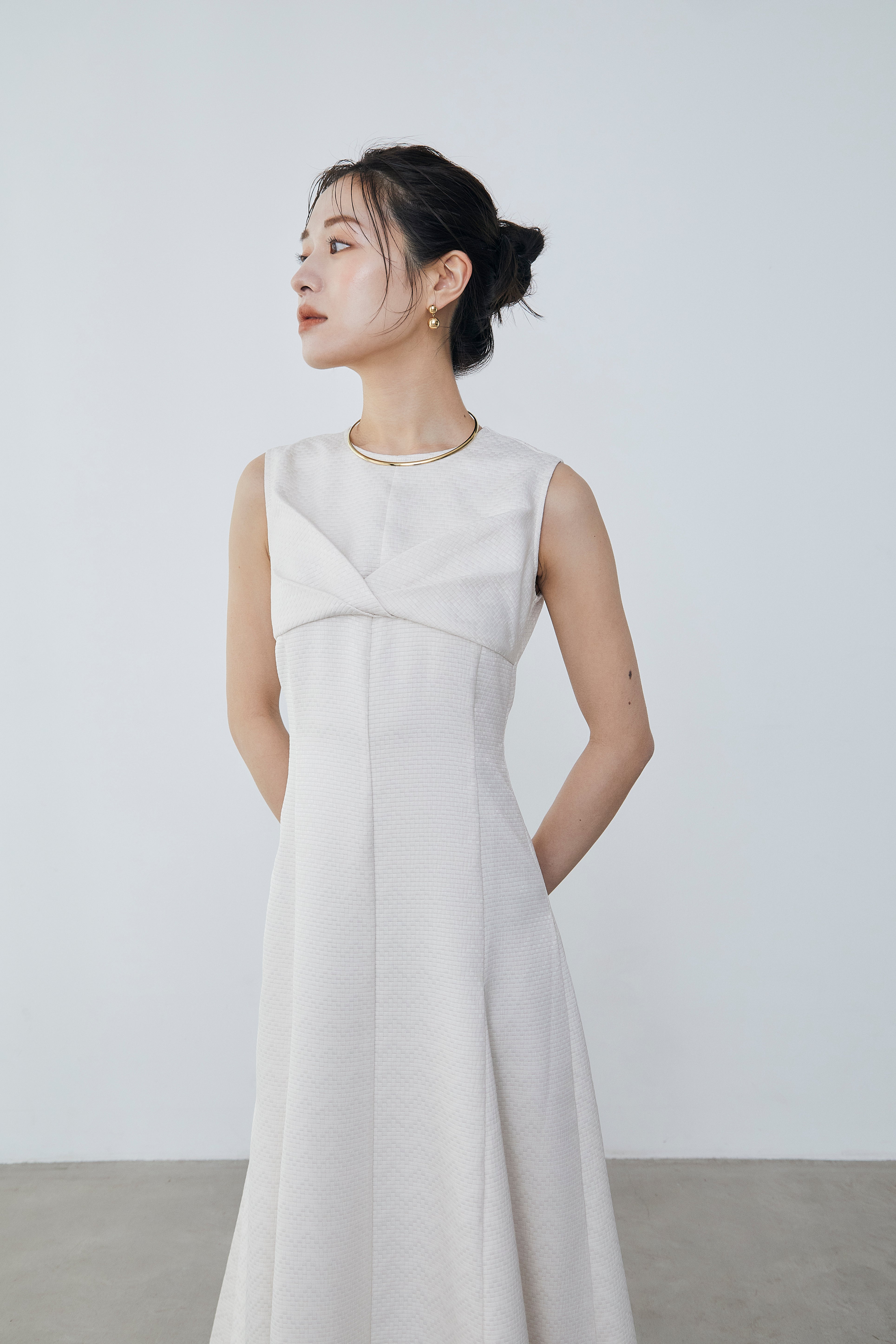 再入荷】Front drape jacquard Dress – L'AUBE BLANC