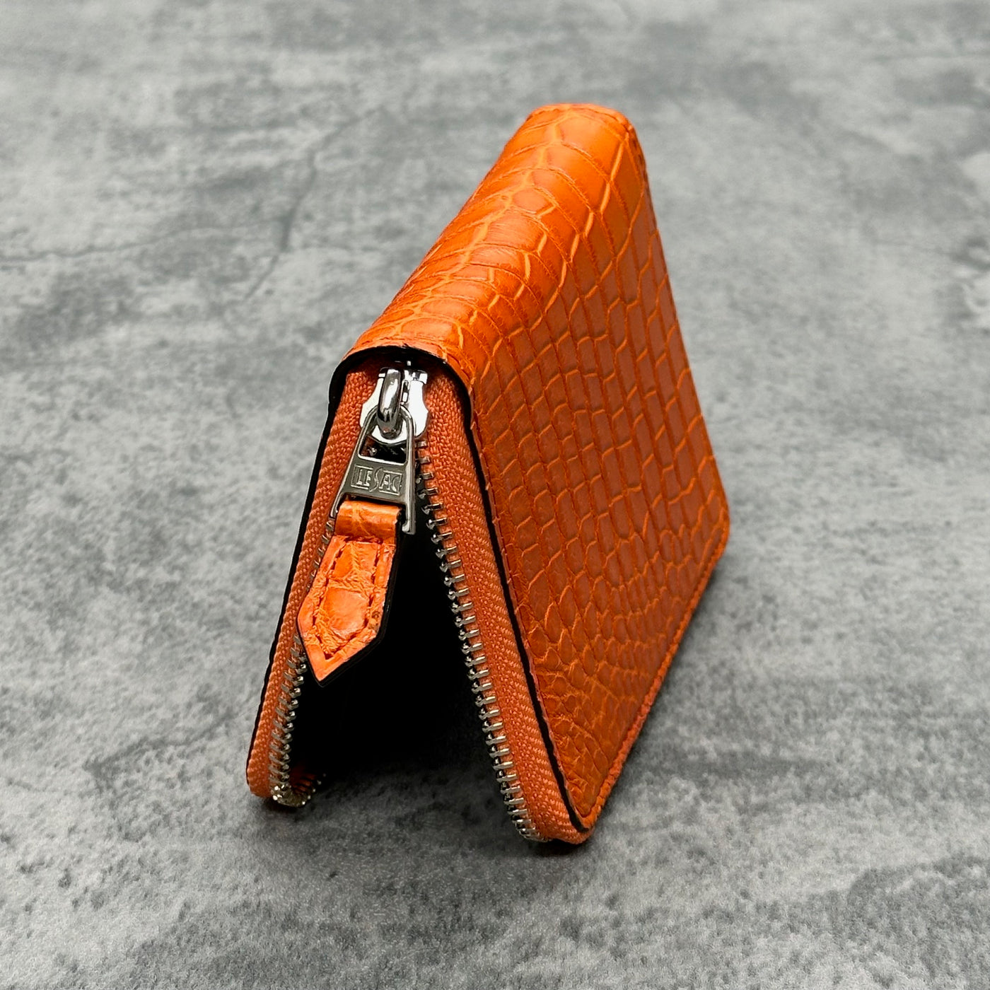 クロコダイル 二つ折り財布 ラウンドファスナー ミドルウォレット ワニ