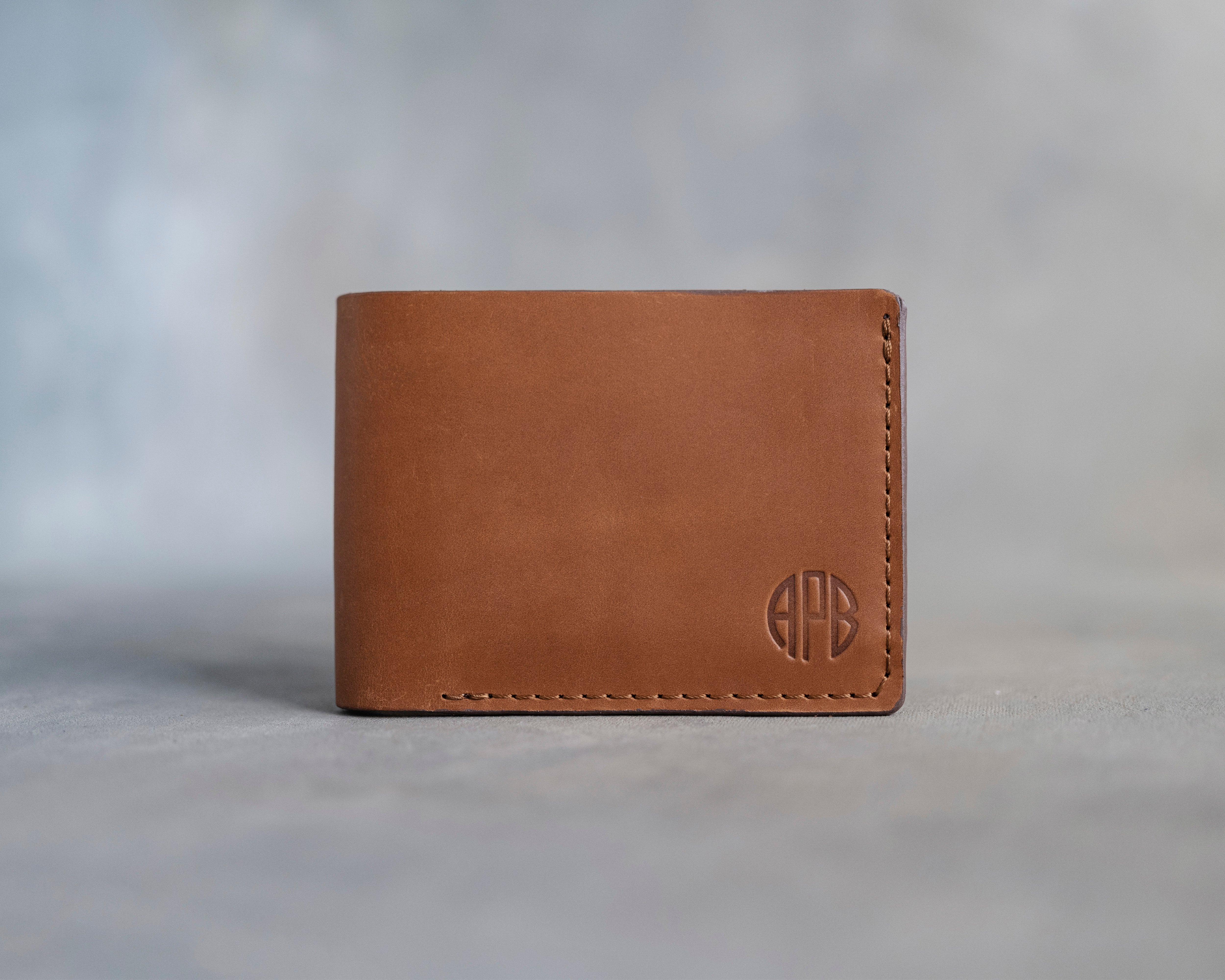 Leather Wallet Bifold in Caramel Leather | Leatherius Woodman