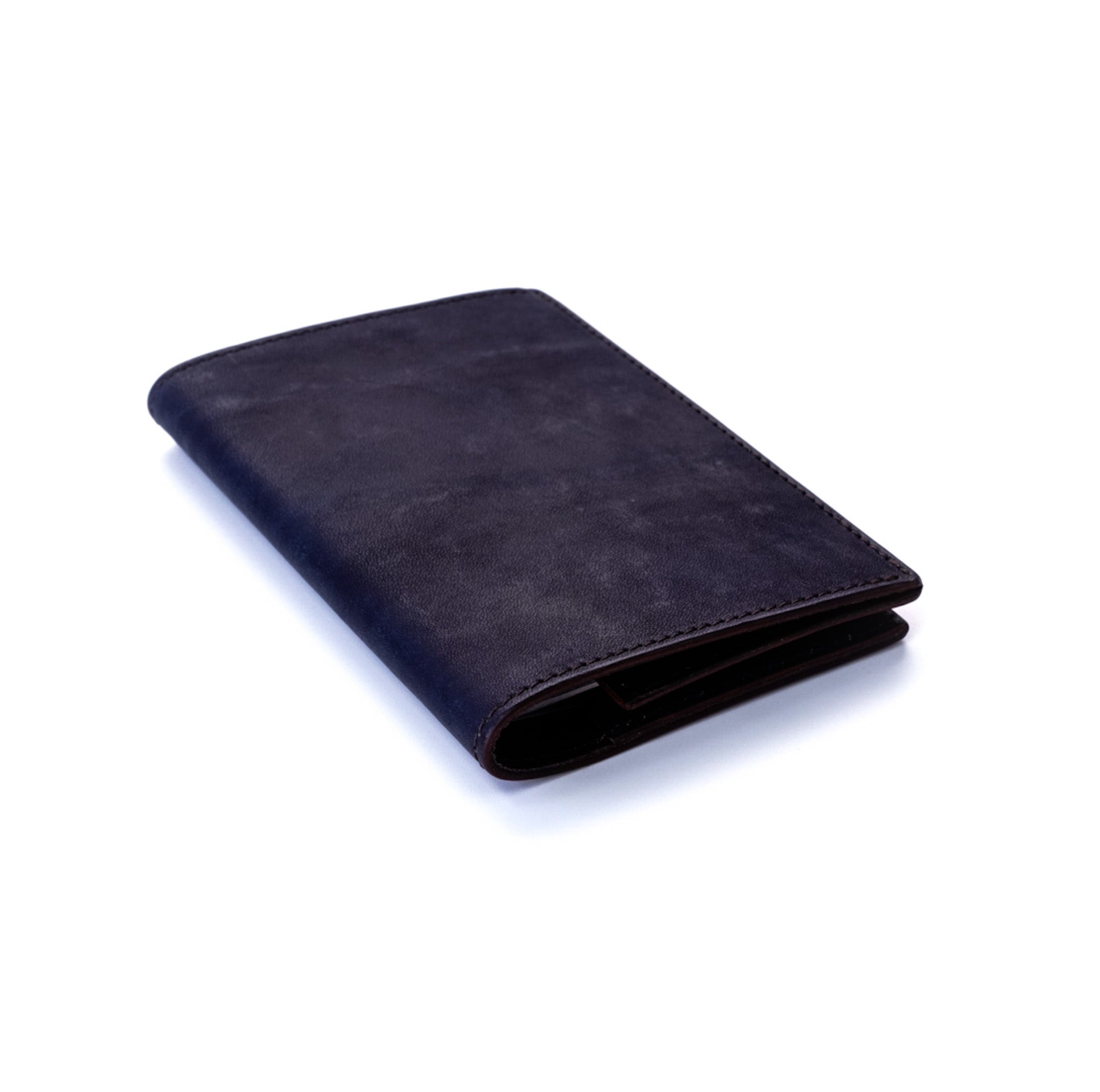 パスポートケース 本革 天然藍染の福山レザー｜シエル – T h i r d