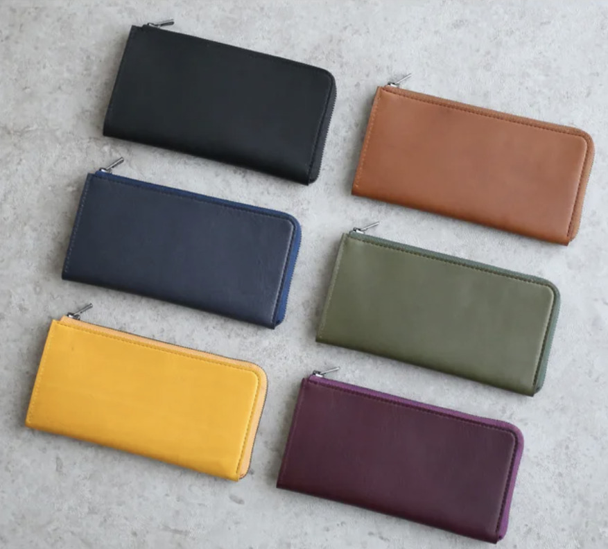 最小のL字長財布！「ステータシー」の「イルモードジップ」とは