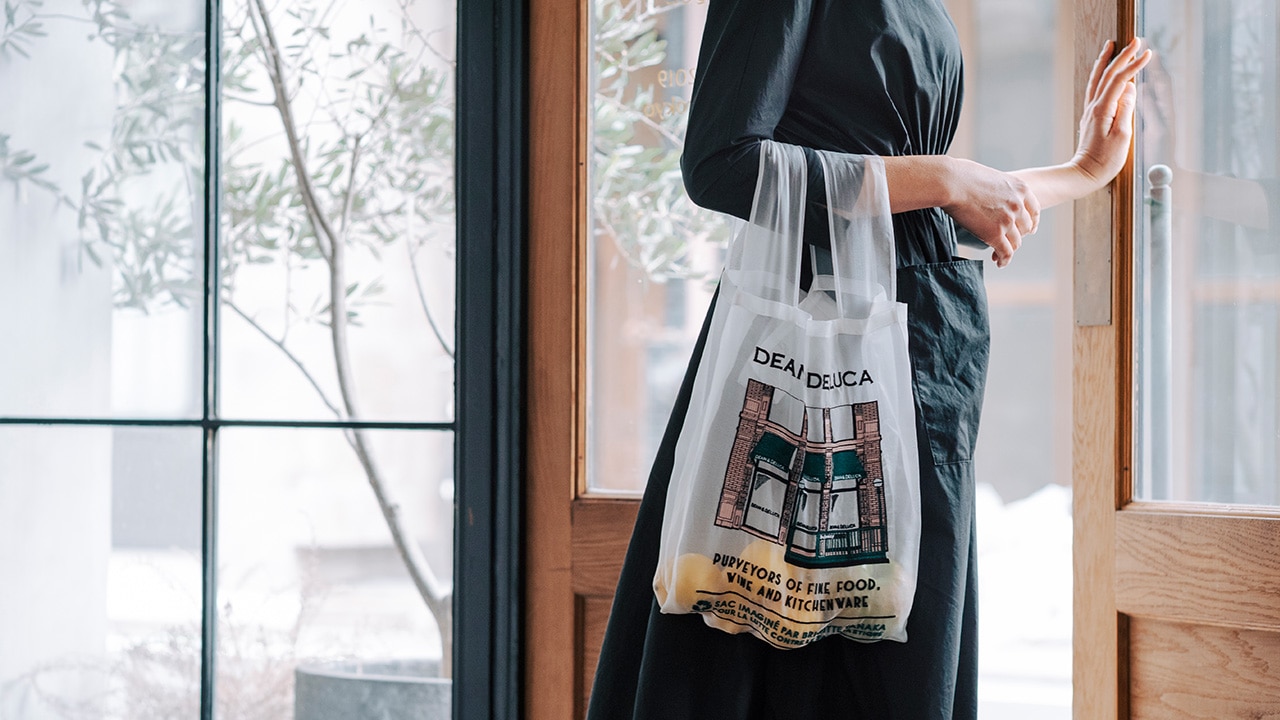 ディーン&デルーカ】繊細な刺繍のオーガンジーバッグが登場