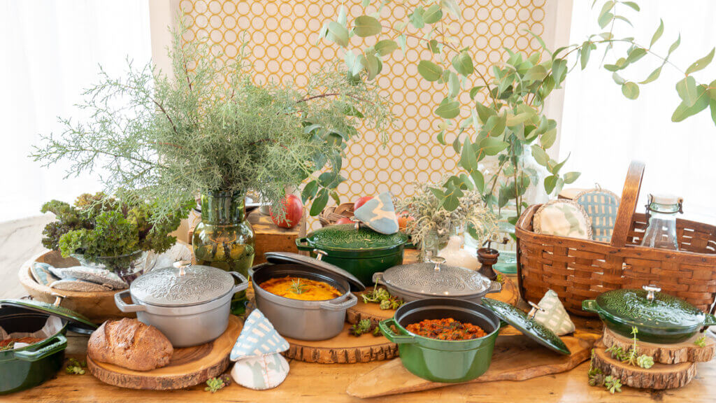 ストウブとミナ ペルホネンが初コラボ！皆川明さんのココットへの想い