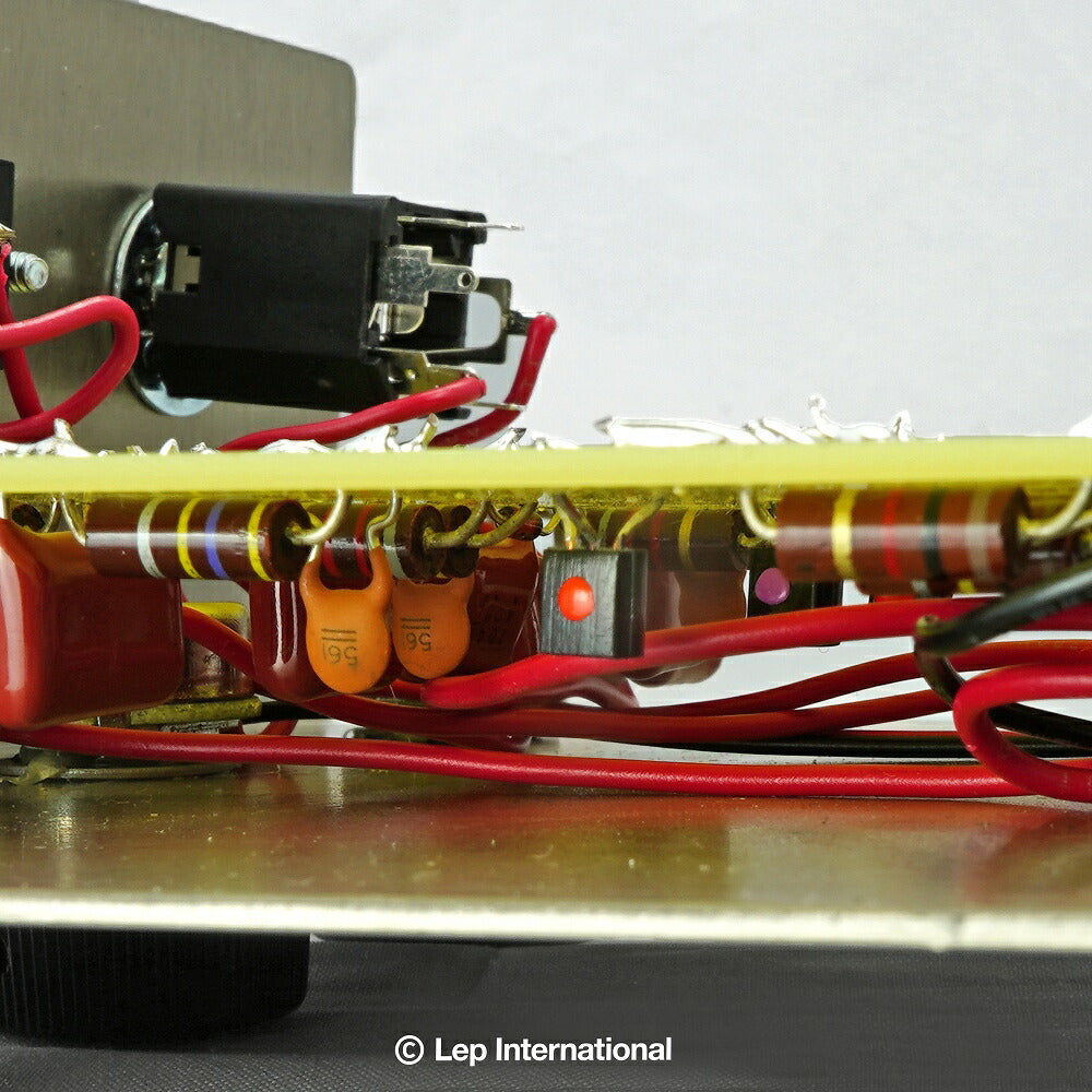 Wren and Cuff - Caprid Blue Violet Special Edition – LEP INTERNATIONAL