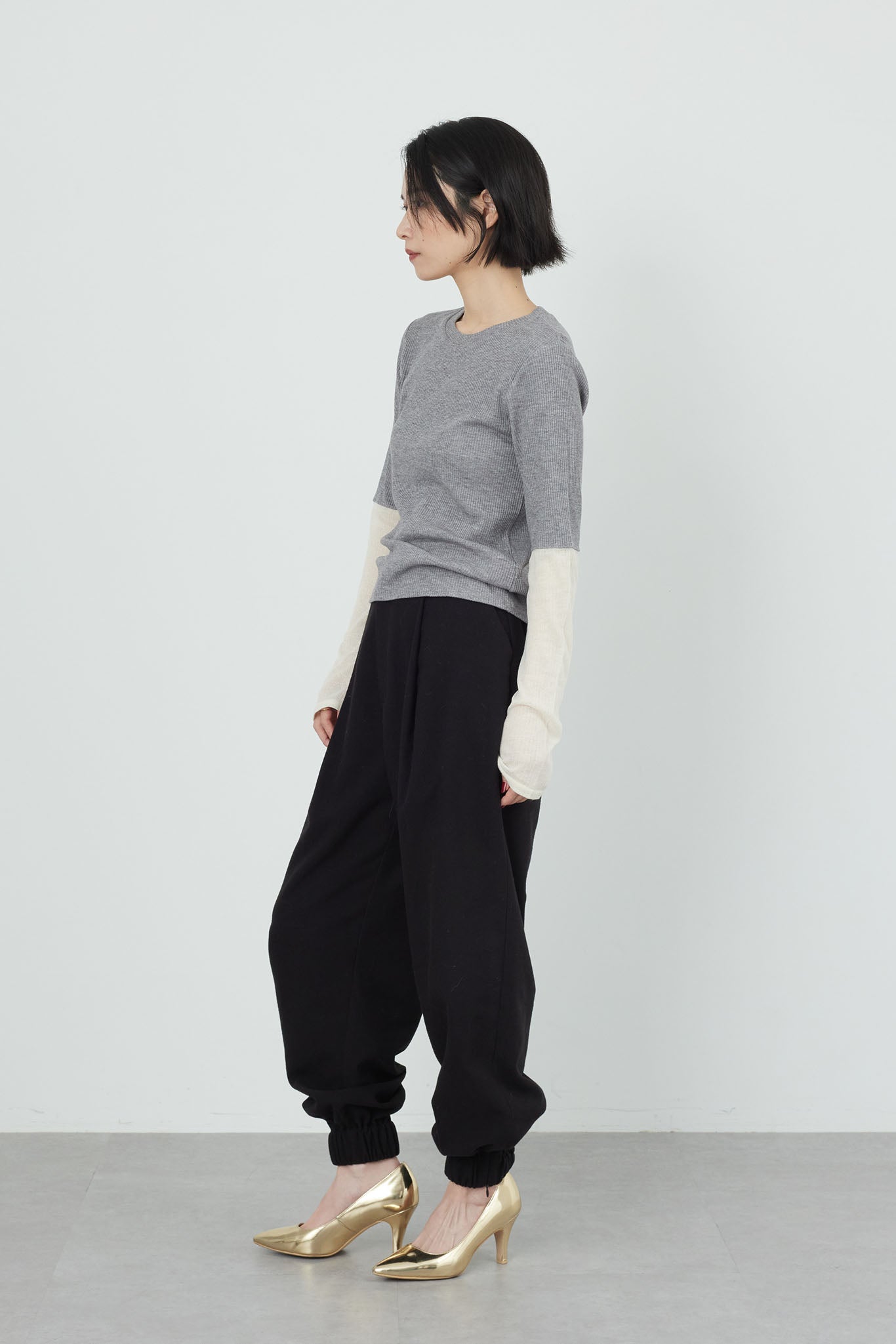 バイカラーリブトップス