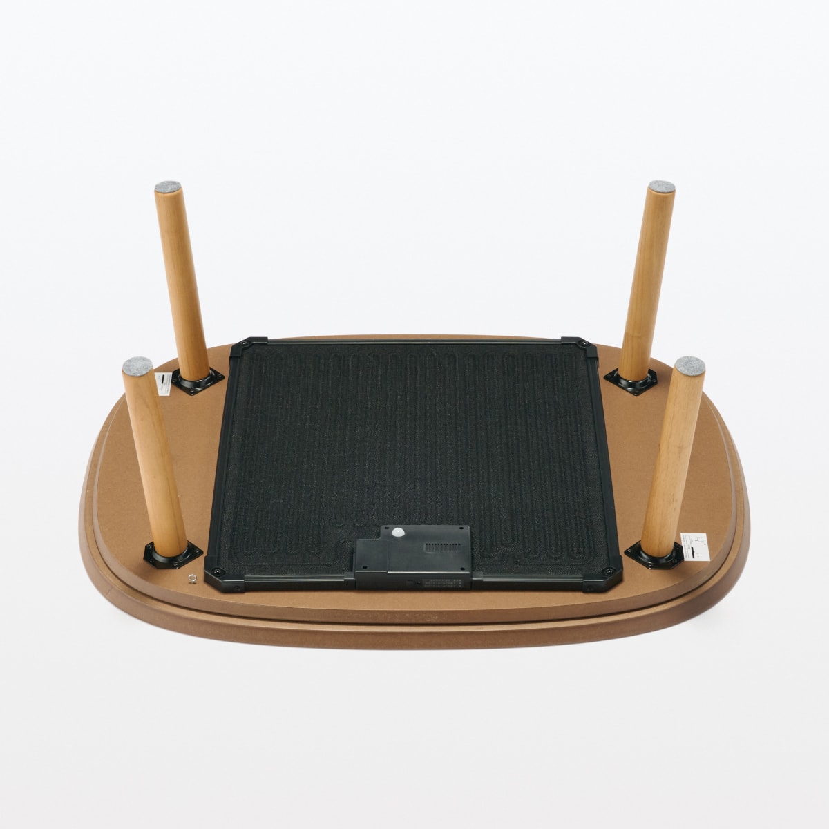 無印良品の「楕円こたつ」が1年中使える！ 【無印マニア】が新旧モデル