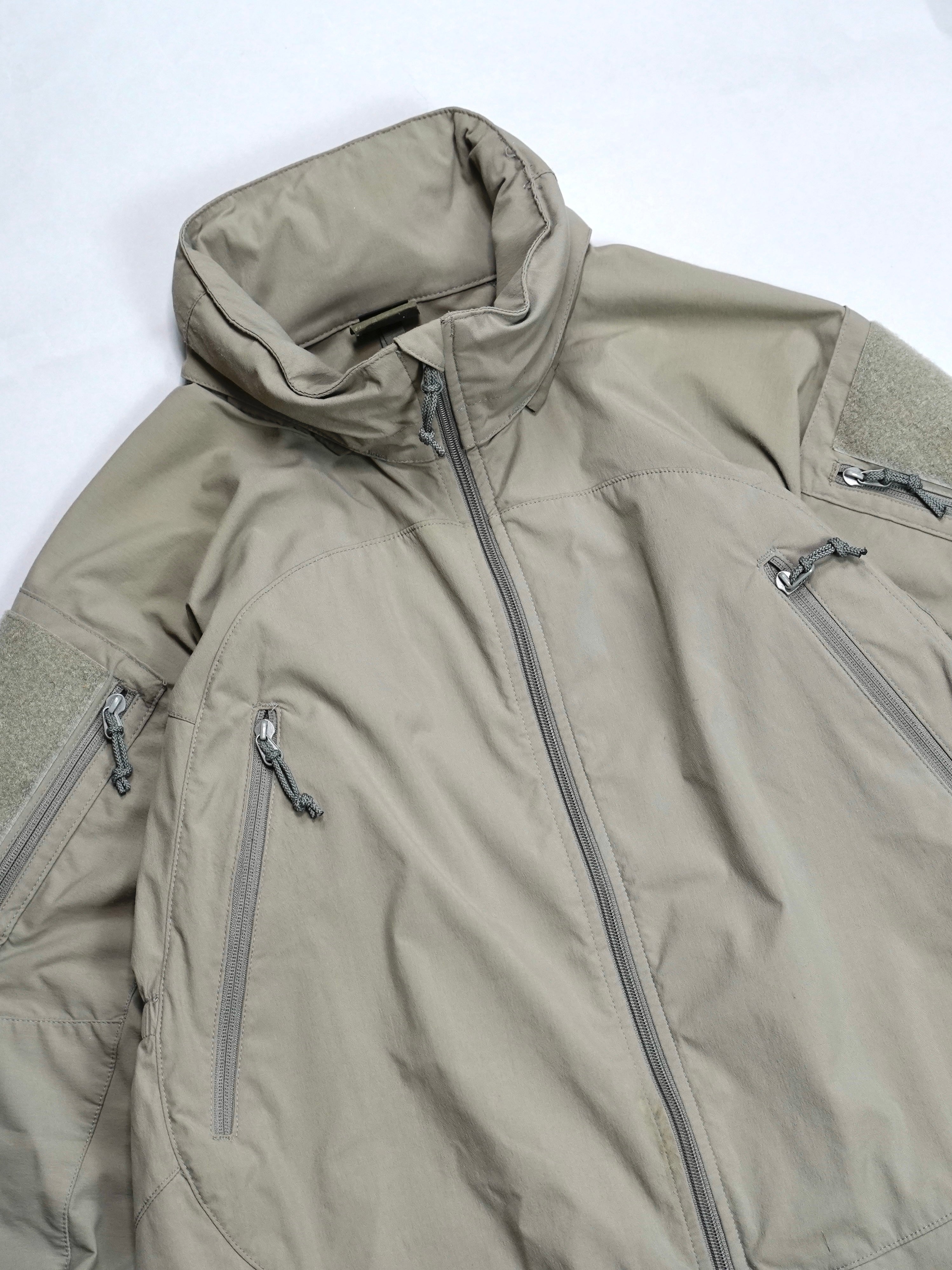 08's Patagonia MARS Level5 Soft shell jacket made in USA