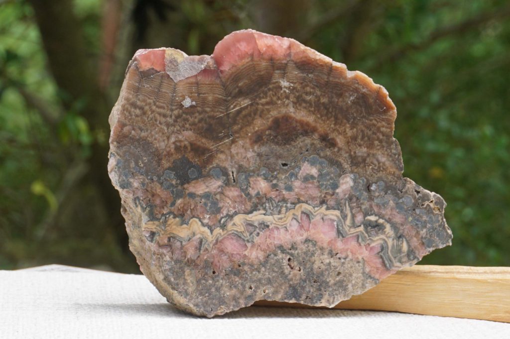 北海道産 インカローズ（ロードクロサイト）原石【希少】 - リアファル