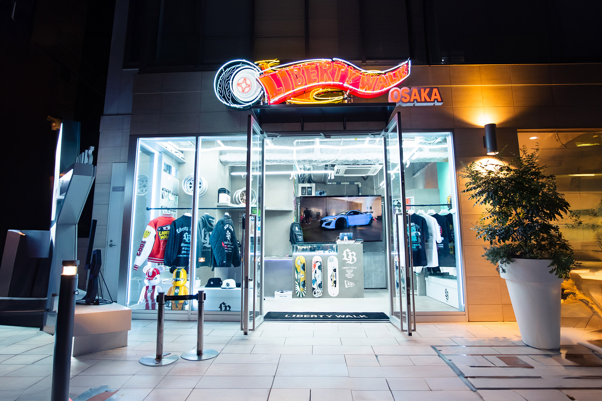 LIBERTY WALK OSAKA / KANSAI