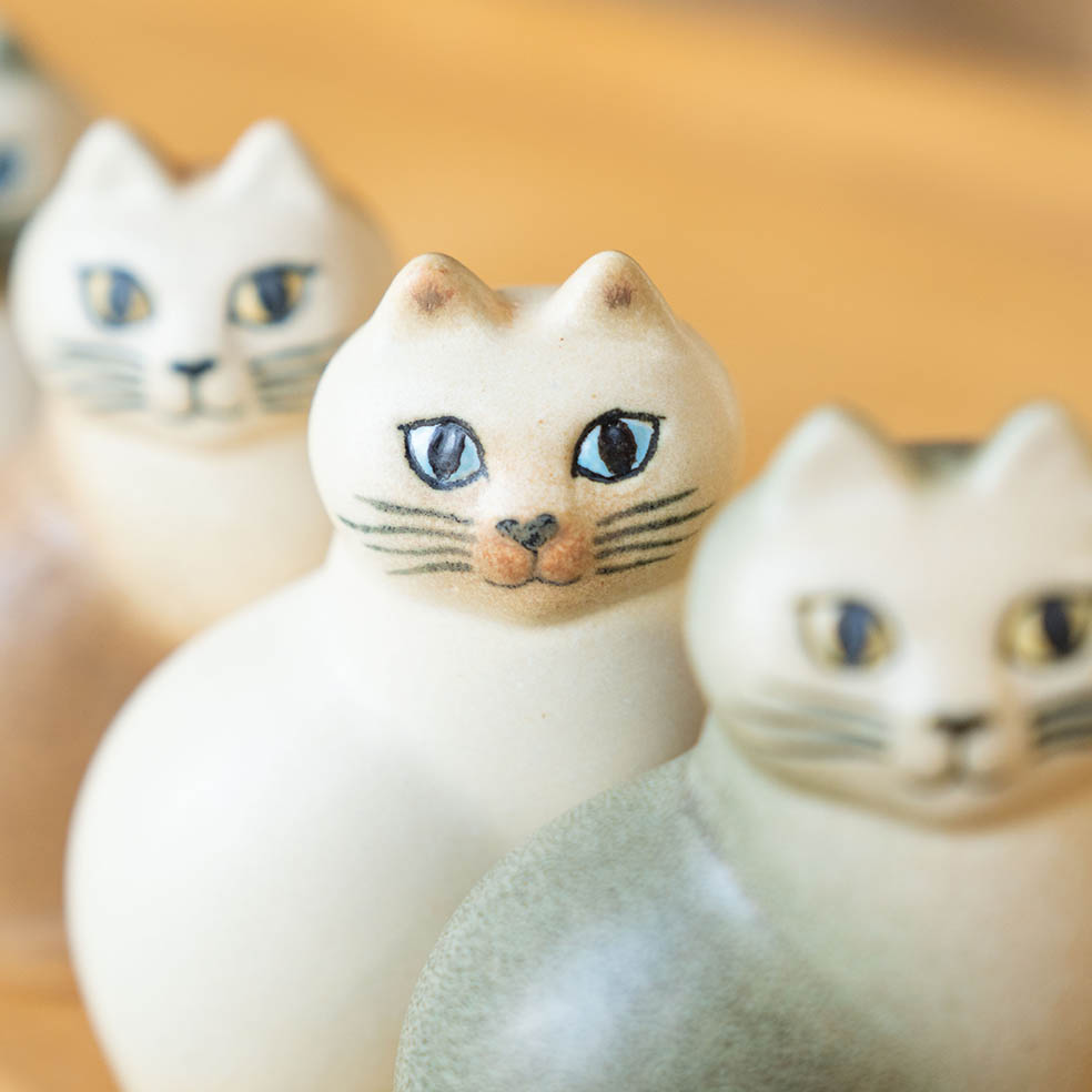 スウェーデンの陶芸家 リサ・ラーソンの猫は一体一体表情が違う