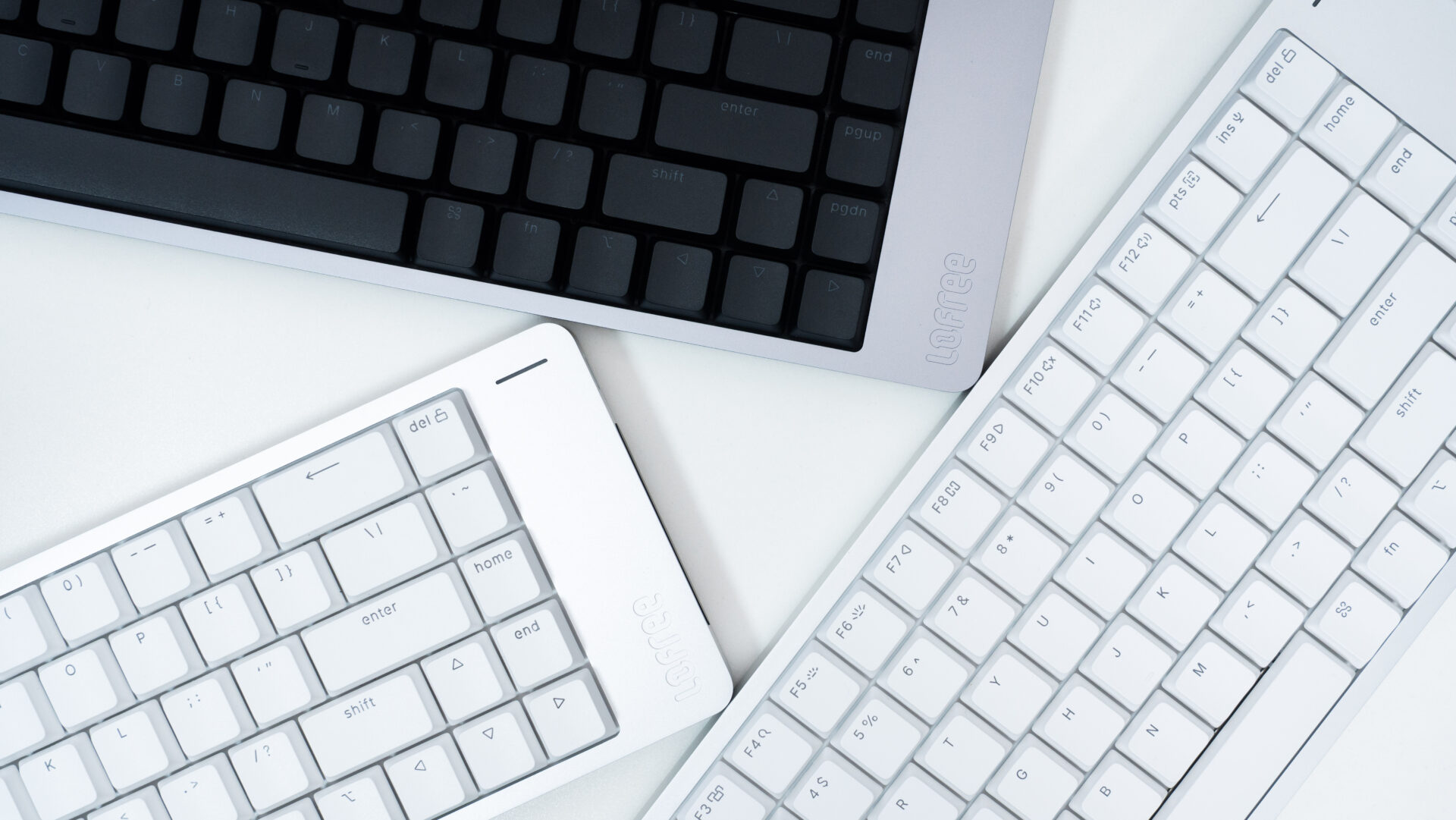 大人気ロープロの新型「Lofree Flow2」レビュー｜後継機だけどシンプル