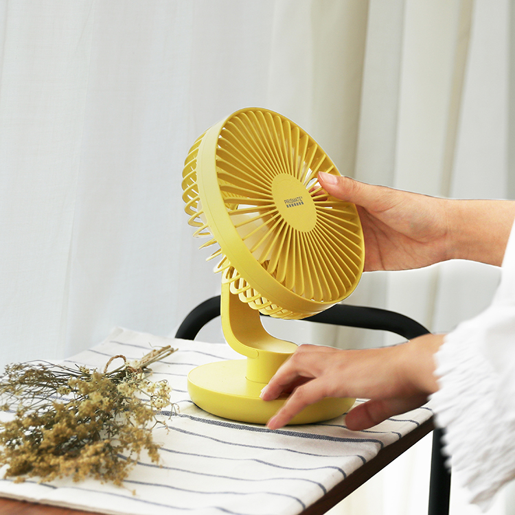 コードレスミニリビングファン 無段階風量調節 PR-F041 | PRISMATE