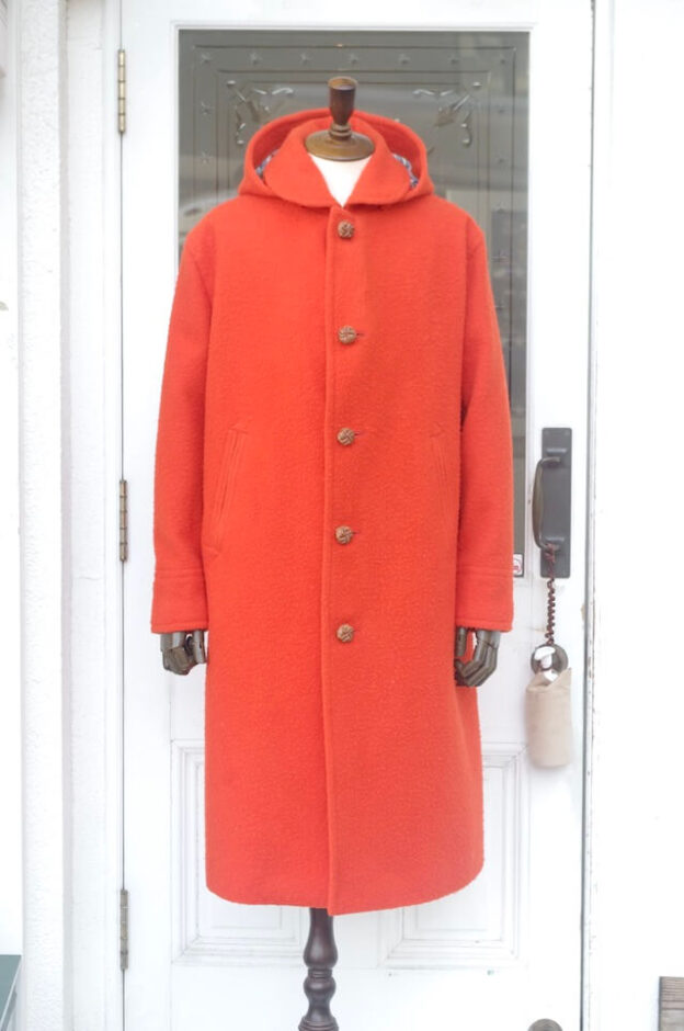 フード付きコートのオーダーメイド｜オレンジ色カセンティーノのメンズ