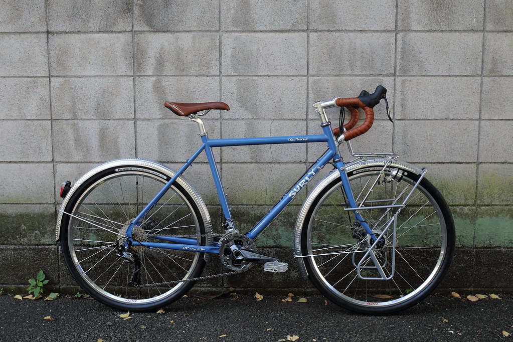 SURLY * disc trucker / BUILT BY BLUE LUG - CUSTOMER'S BIKE CATALOG