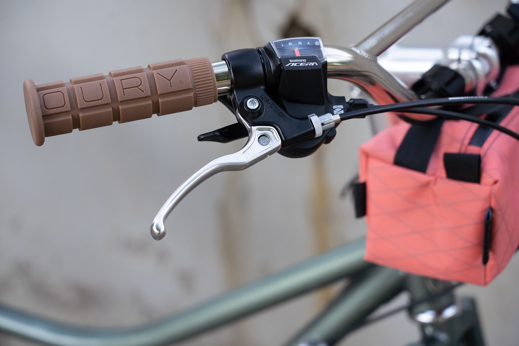 VELO ORANGE* polyvalent low kicker / BUILT BY BLUE LUG