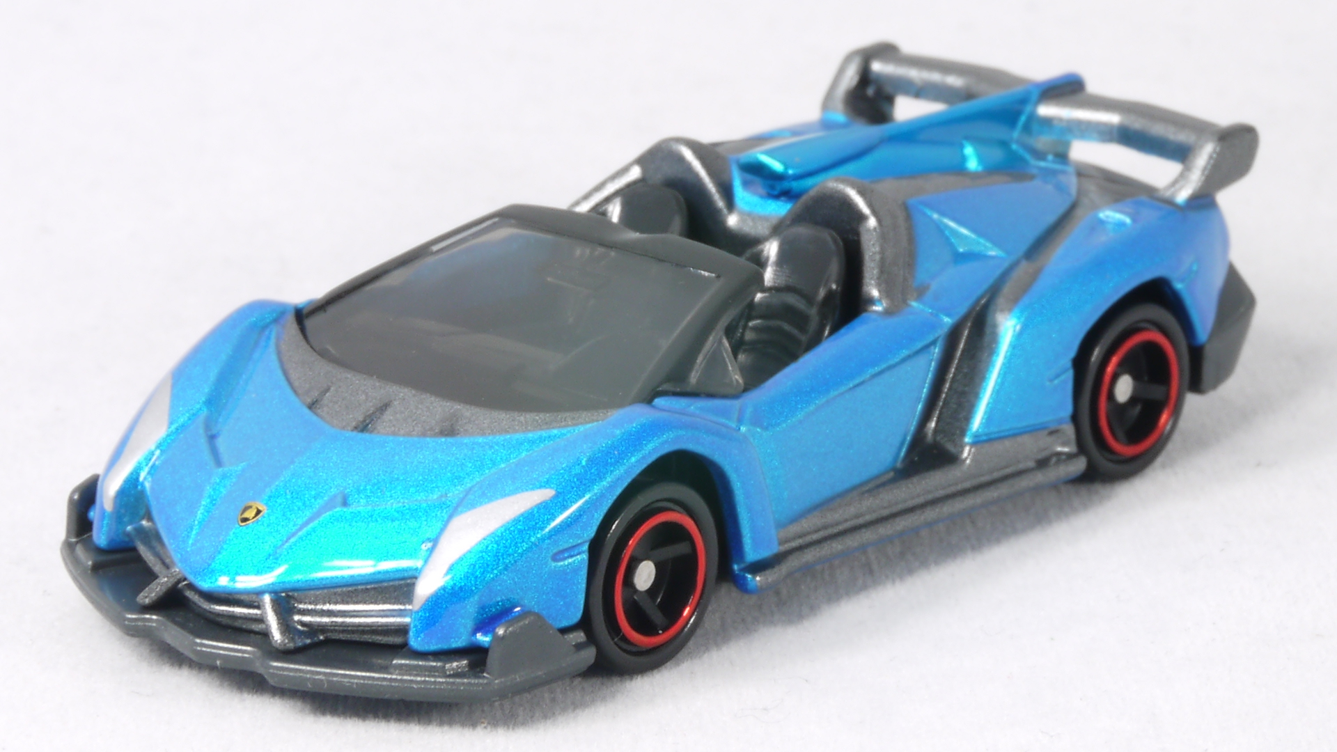 2016/9 No.118 トミカ ランボルギーニ ヴェネーノ ロードスター ギフト