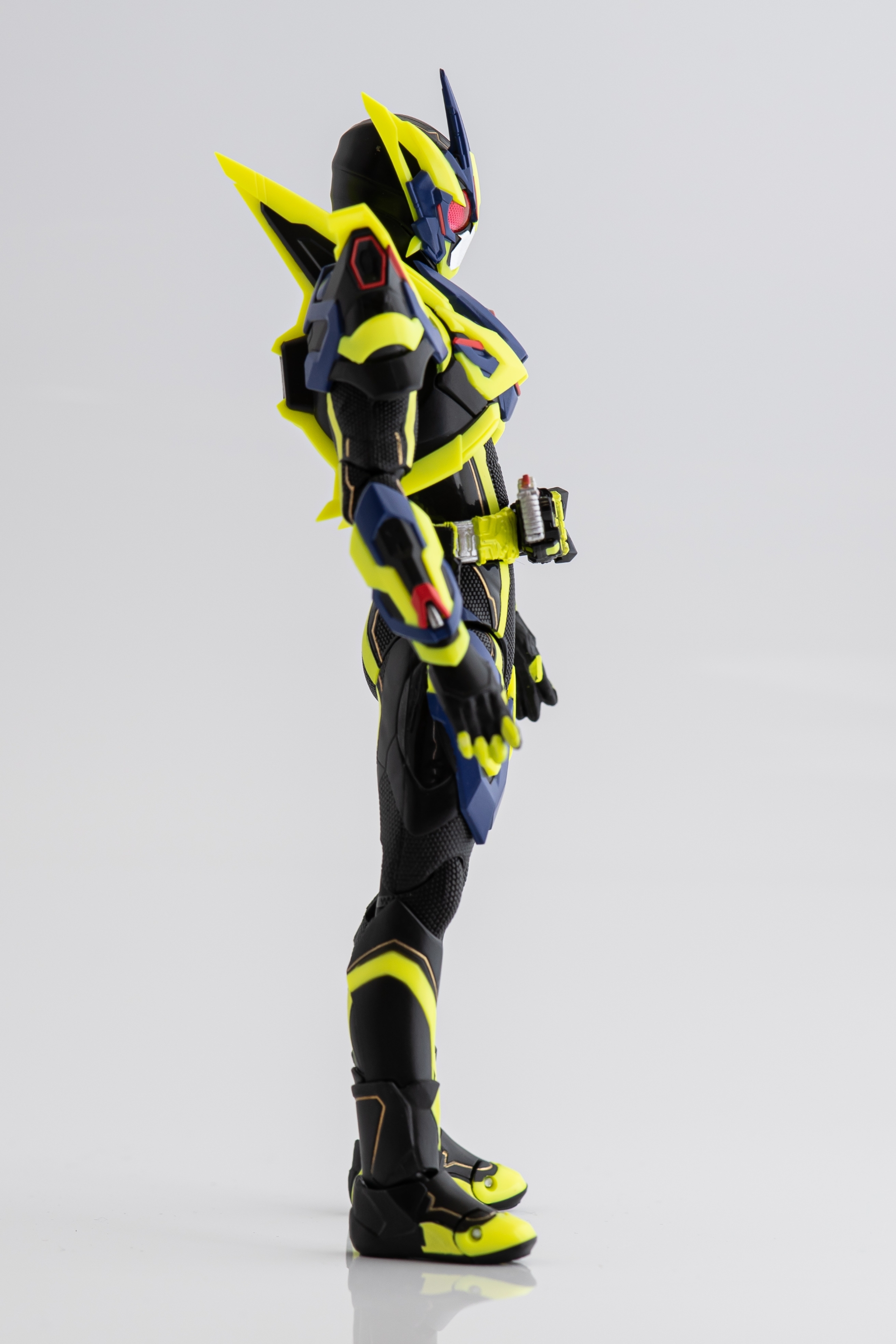 レビュー】S.H.figuarts 仮面ライダーゼロワン シャイニングアサルト