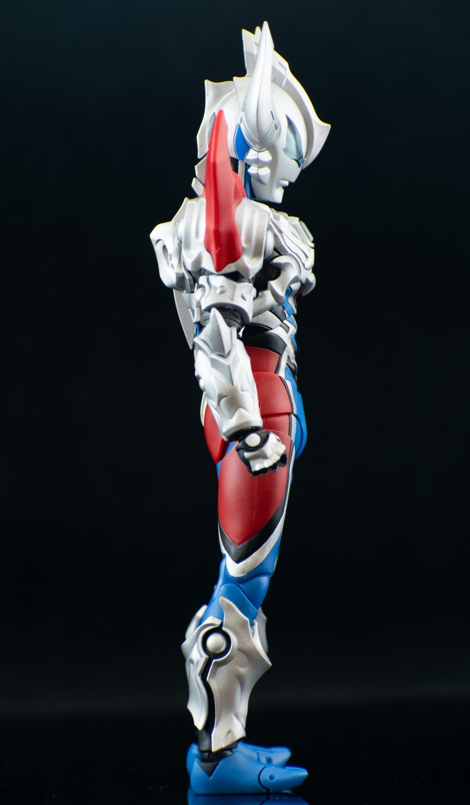 レビュー】S.H.figuarts ウルトラマンジード マグニフィセント : 関節