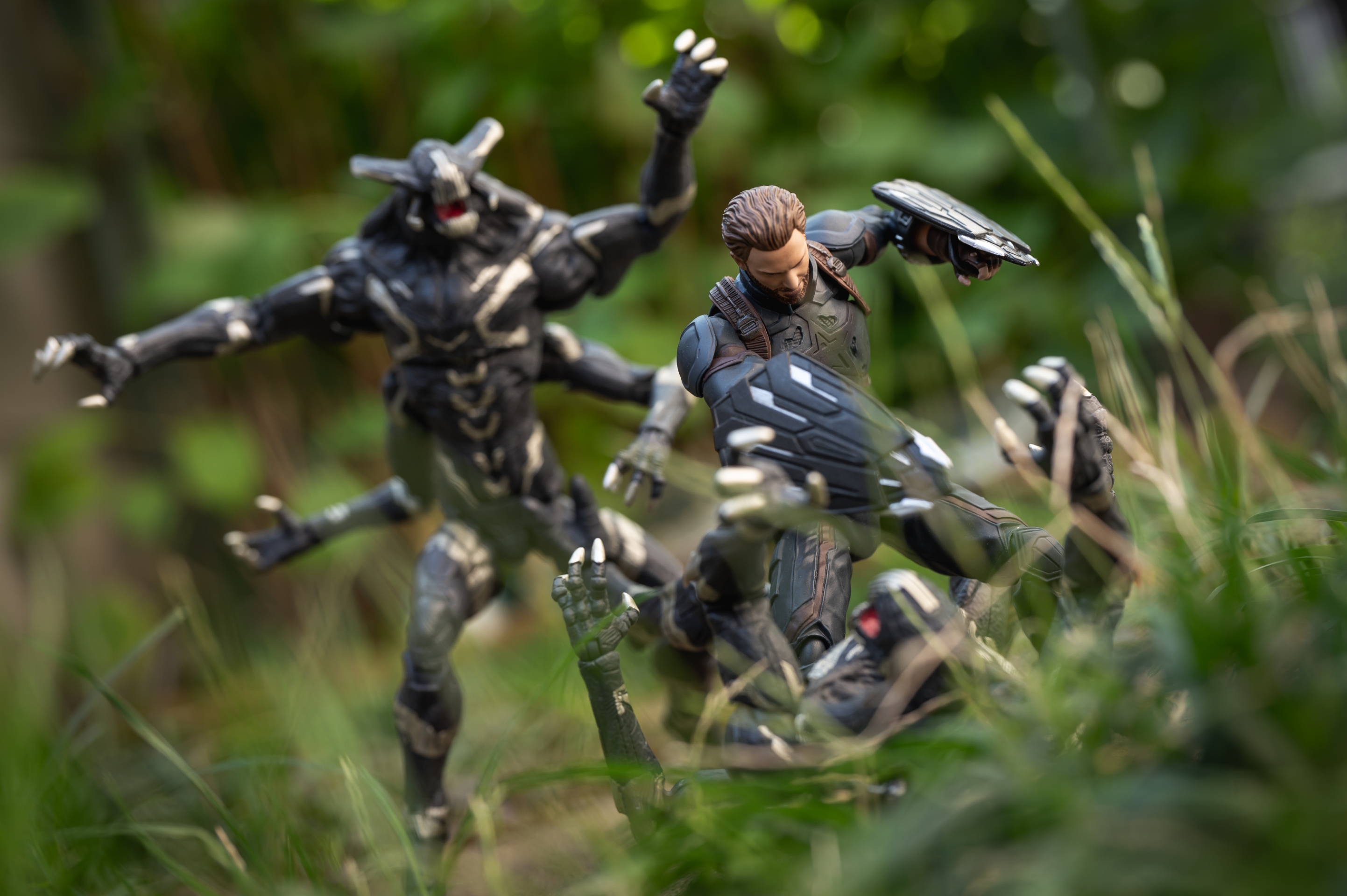 レビュー】マーベルレジェンド アウトライダーズ : 関節フィギュア庫