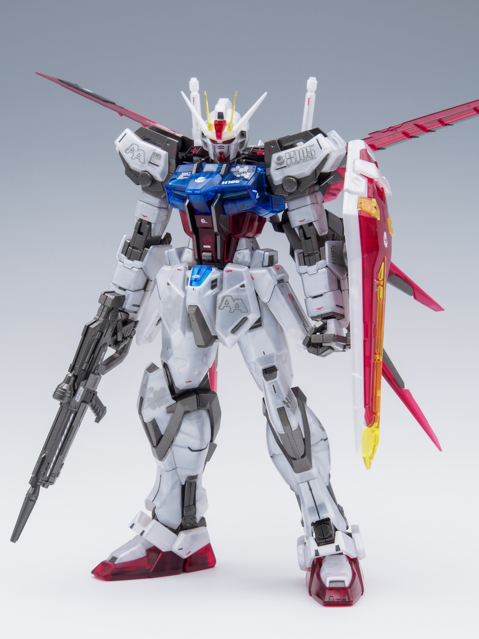 MG ガンダムベース限定エールストライクガンダム Ver.RM［クリアカラー