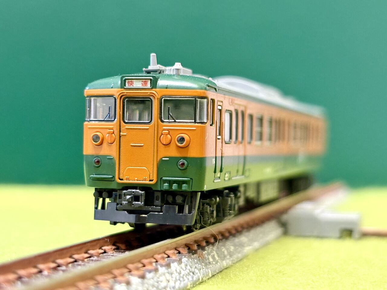 KATOの「113系・横須賀色」と「115系・湘南色」を並べてみました