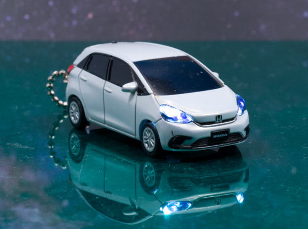 レビュー ホンダ FIT LEDカーキーホルダー（4代目） : ミニカー沼