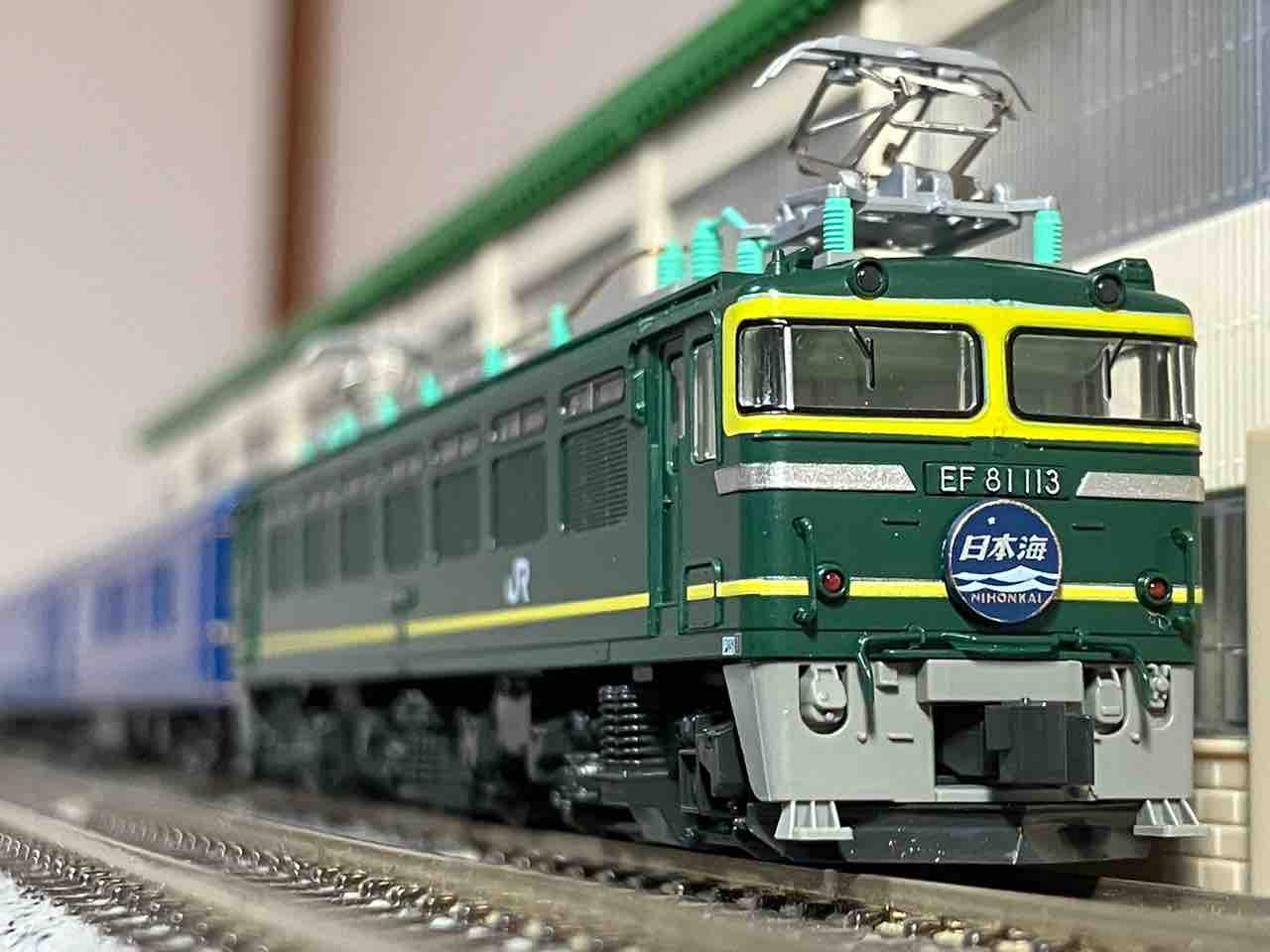 KATO 24系 日本海 入線 : 夏島鉄道