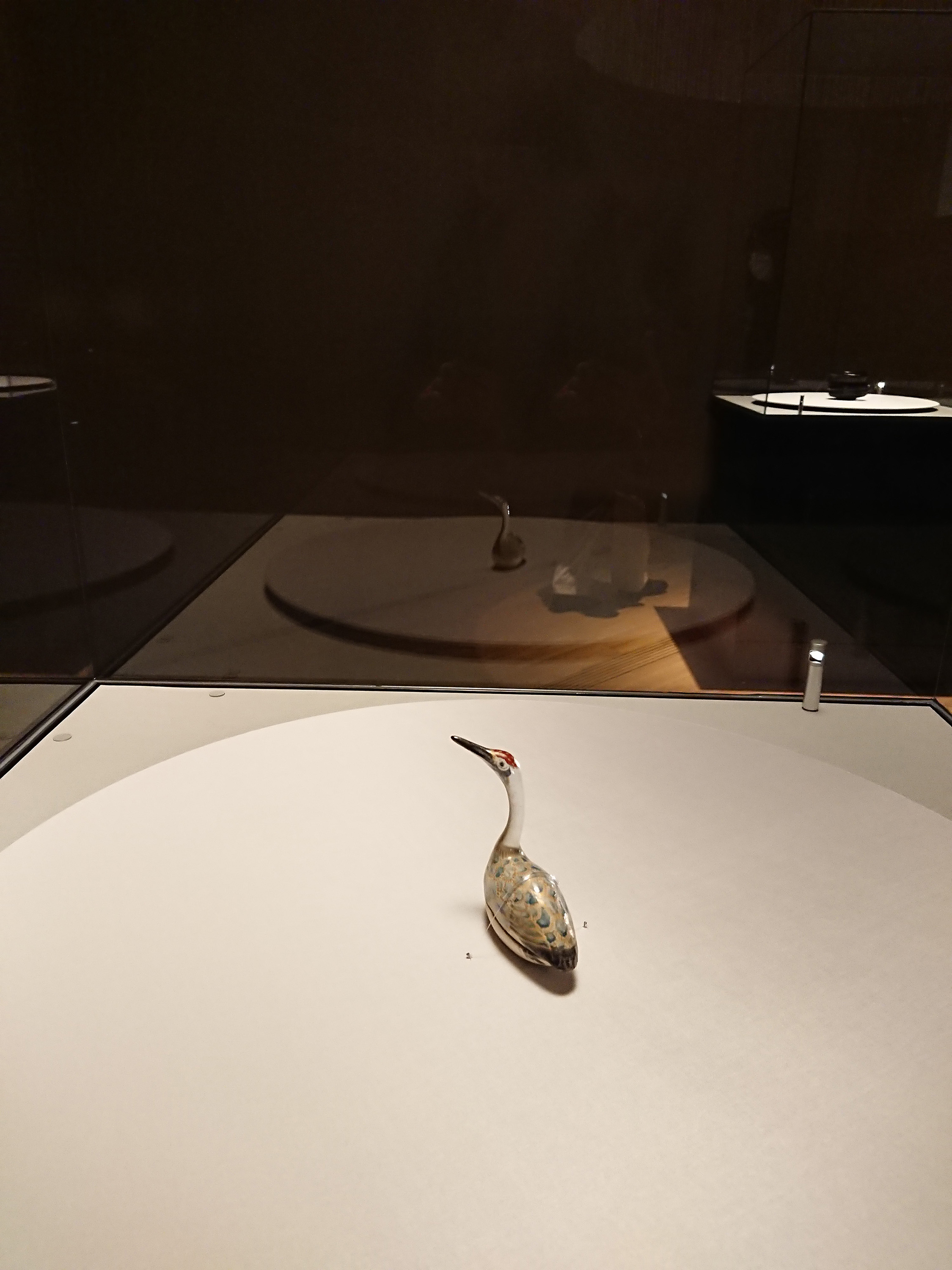 野々村仁清： 色絵鶴香合｜尾形乾山： 白泥染付金彩薄文蓋物｜蒔絵と