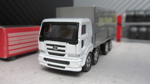 日産ディーゼル ビッグサム : 自分の好きな音を勝手に出す