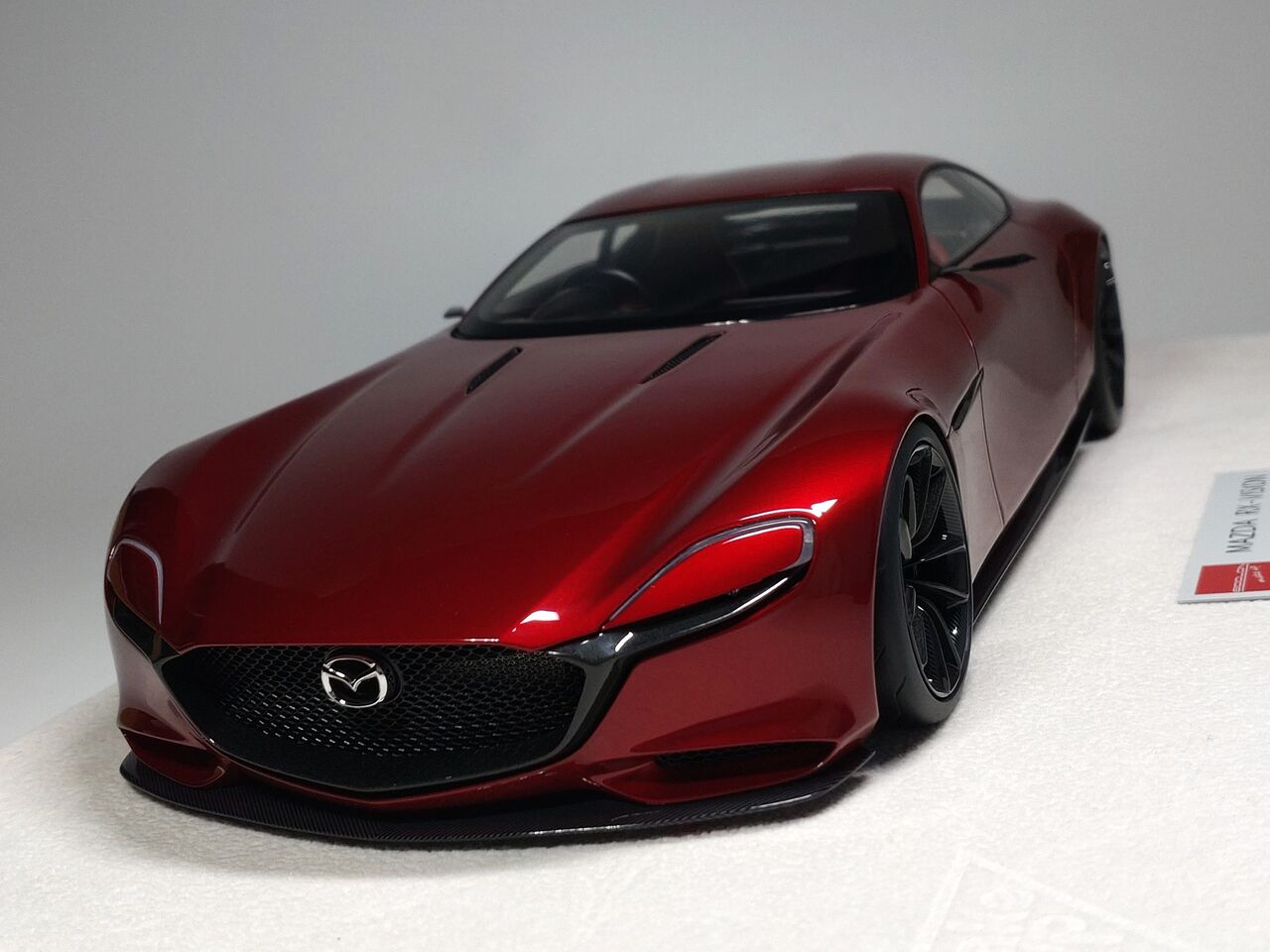 美しい～..EIDOLON 1/18 MAZDA RX-VISION 2015 : ミニカー道中記