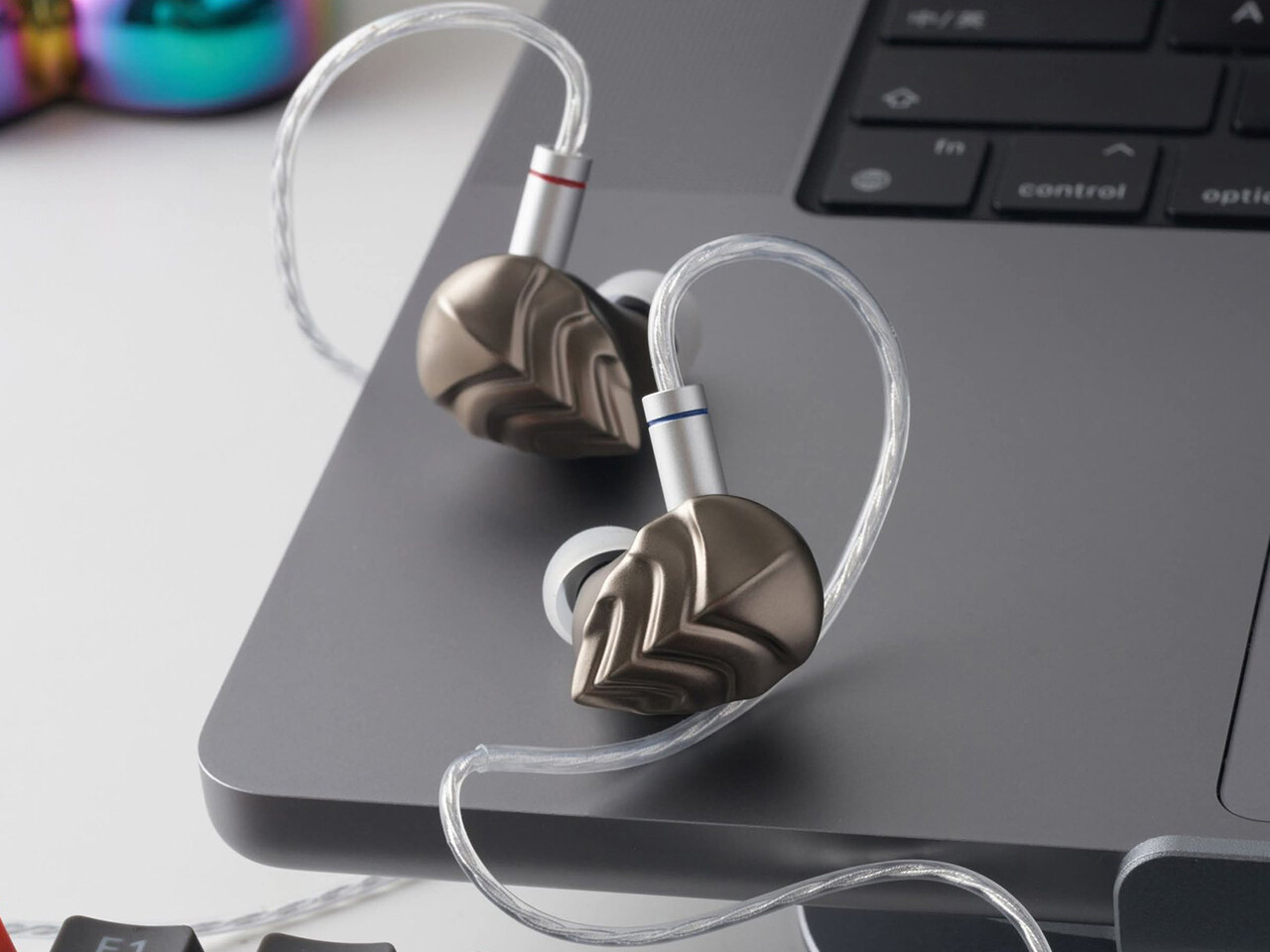 新製品情報》 「HIDIZS MK12 Turris」 91%ピュアマグネシウム振動板