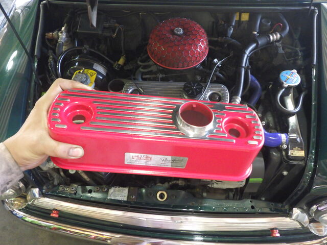 SRS様 ロッカーカバー交換でご来店です : スタッフブログ｜ローバー