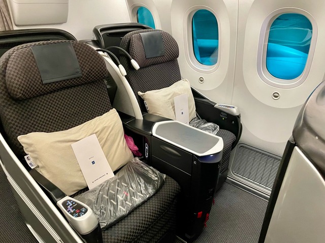 JAL ビジネスクラス機内食 成田ー台北桃園 2024年8月 : Ciel