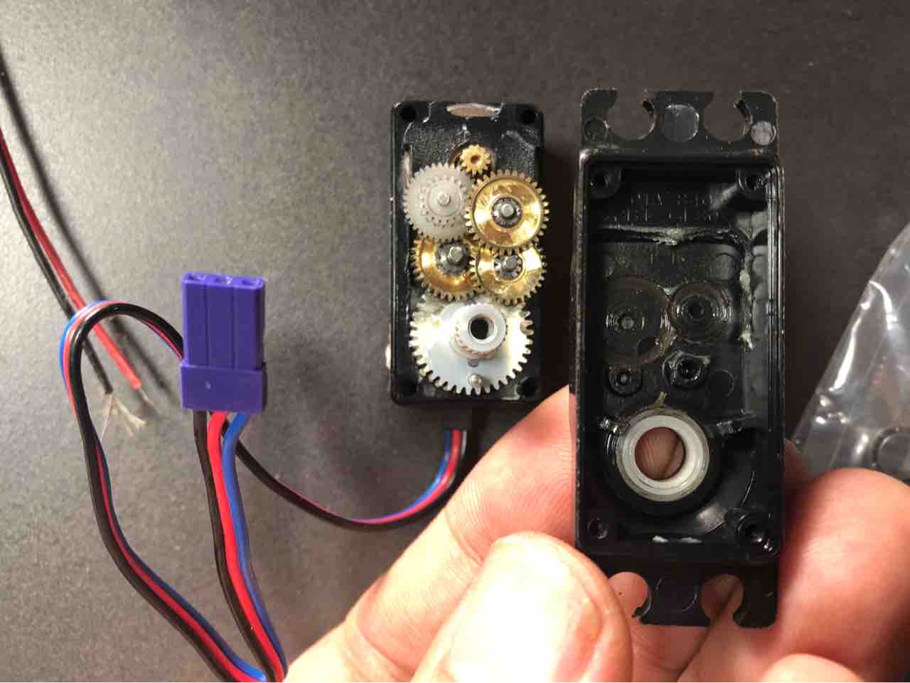 SANWA PGS-CL アップグレードキット組込 : 痛車RC製作所 BadLegFactory