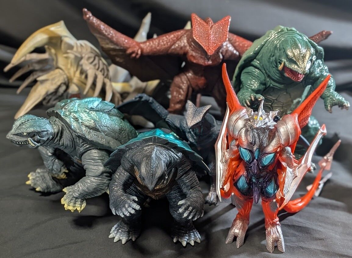 平成ガメラ＆対戦怪獣（バンダイ）ソフビフィギュア7体セット : 恐竜