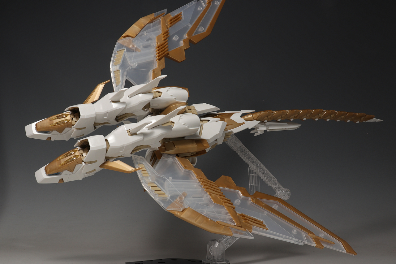 MG ガンダムエピオンEW ［CROSS CONTRAST COLORS / CLEAR WHITE