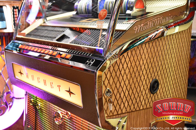 □最新ジュークボックスがFLAT4 VINTAGE JUKEBOXショールームに登場