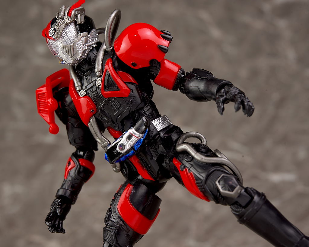 S.H.フィギュアーツ 超デッドヒートドライブ レビュー : はっちゃか