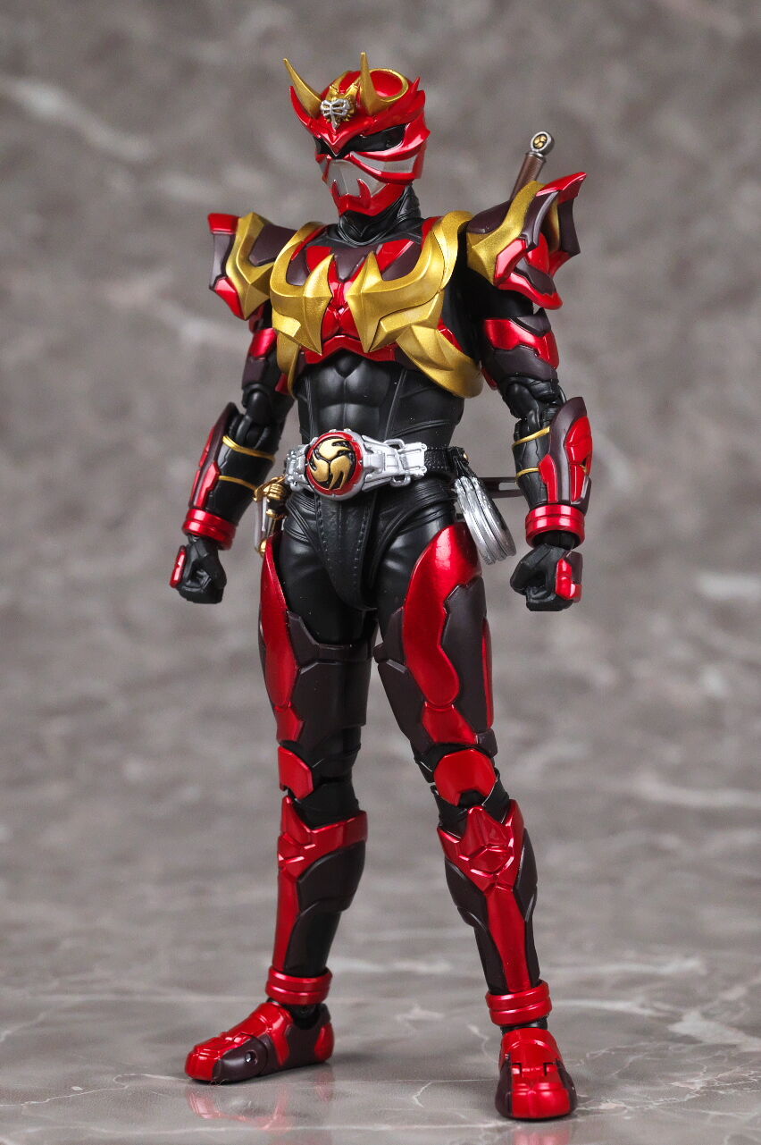 S.H.フィギュアーツ（真骨彫製法） 仮面ライダー装甲響鬼 レビュー