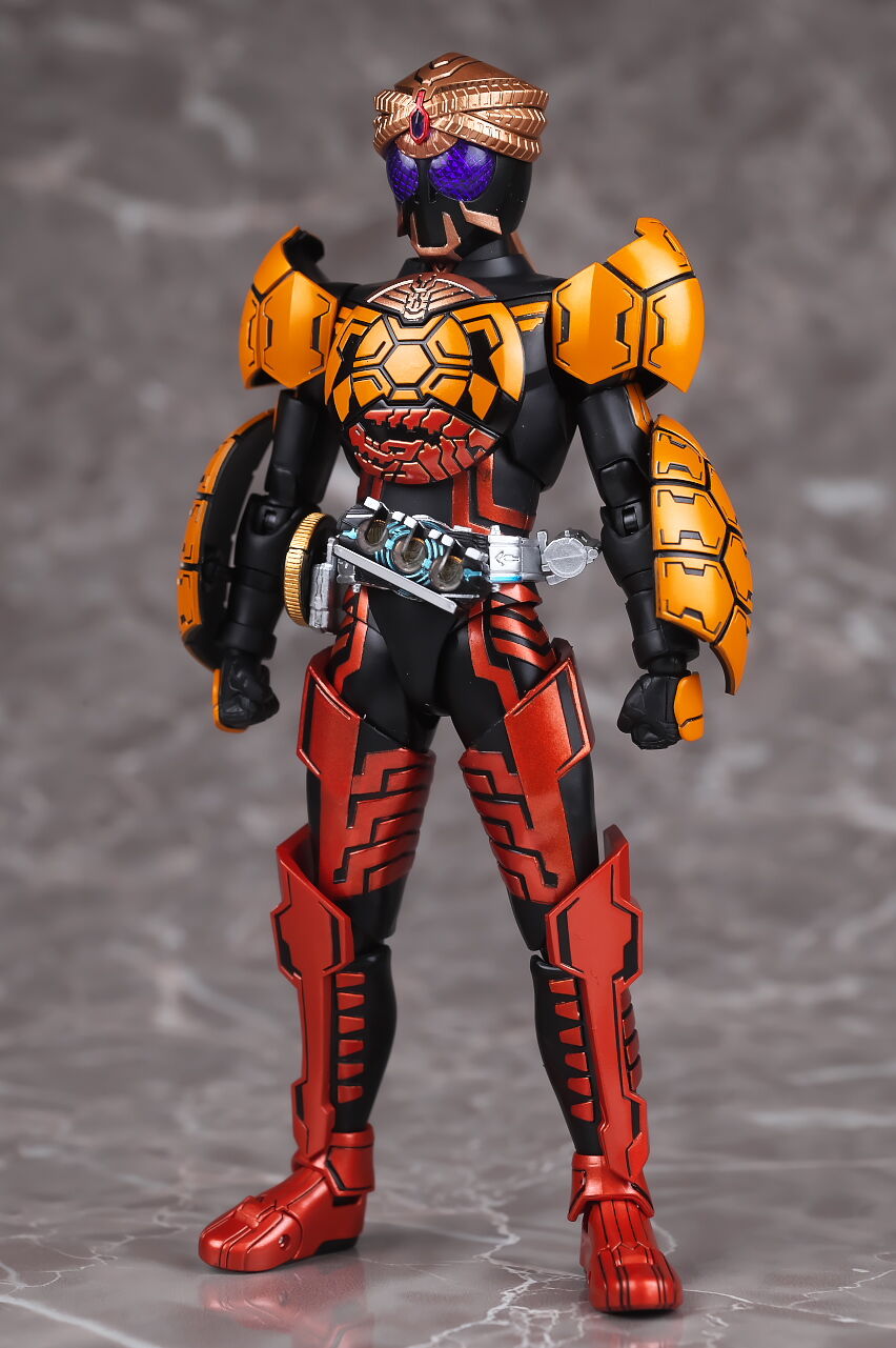 S.H.フィギュアーツ （真骨彫製法） 仮面ライダーオーズ ブラカワニ