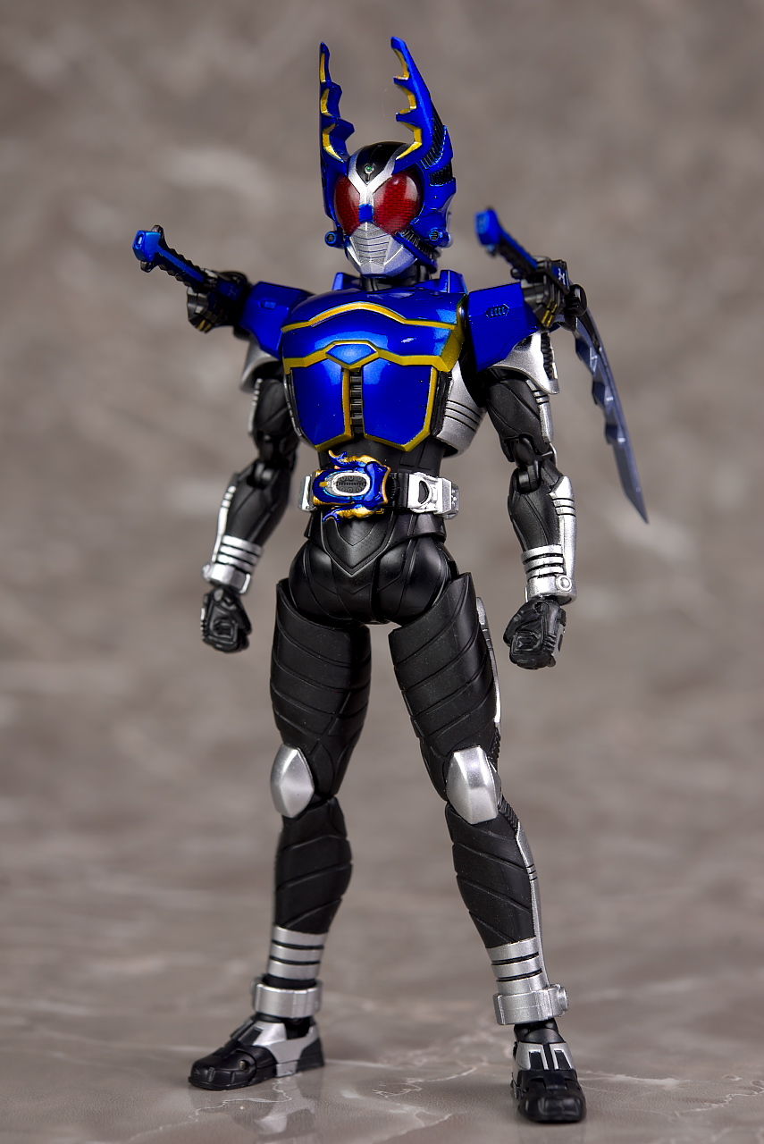 S.H.フィギュアーツ （真骨彫製法） 仮面ライダーガタック レビュー