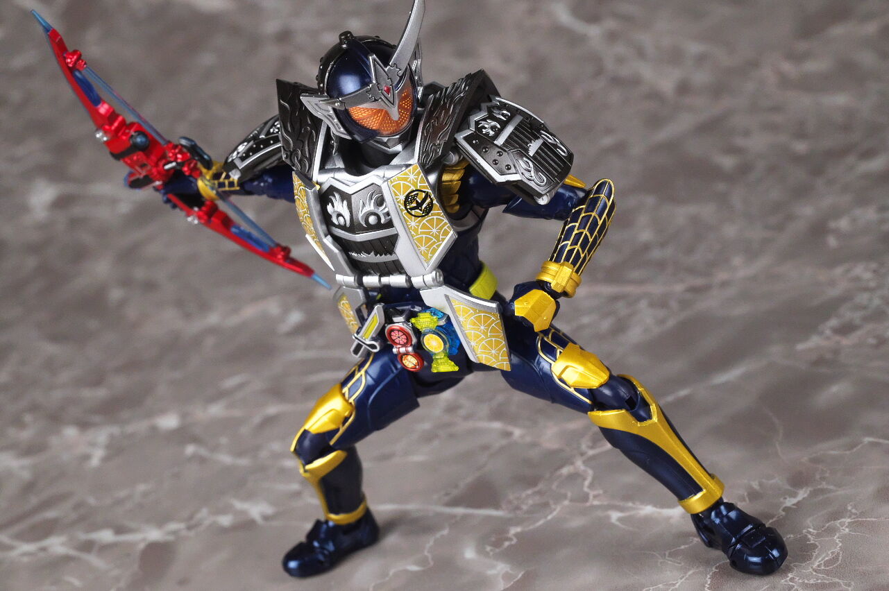 S.H.フィギュアーツ（真骨彫製法） 仮面ライダー鎧武 ジンバーレモン