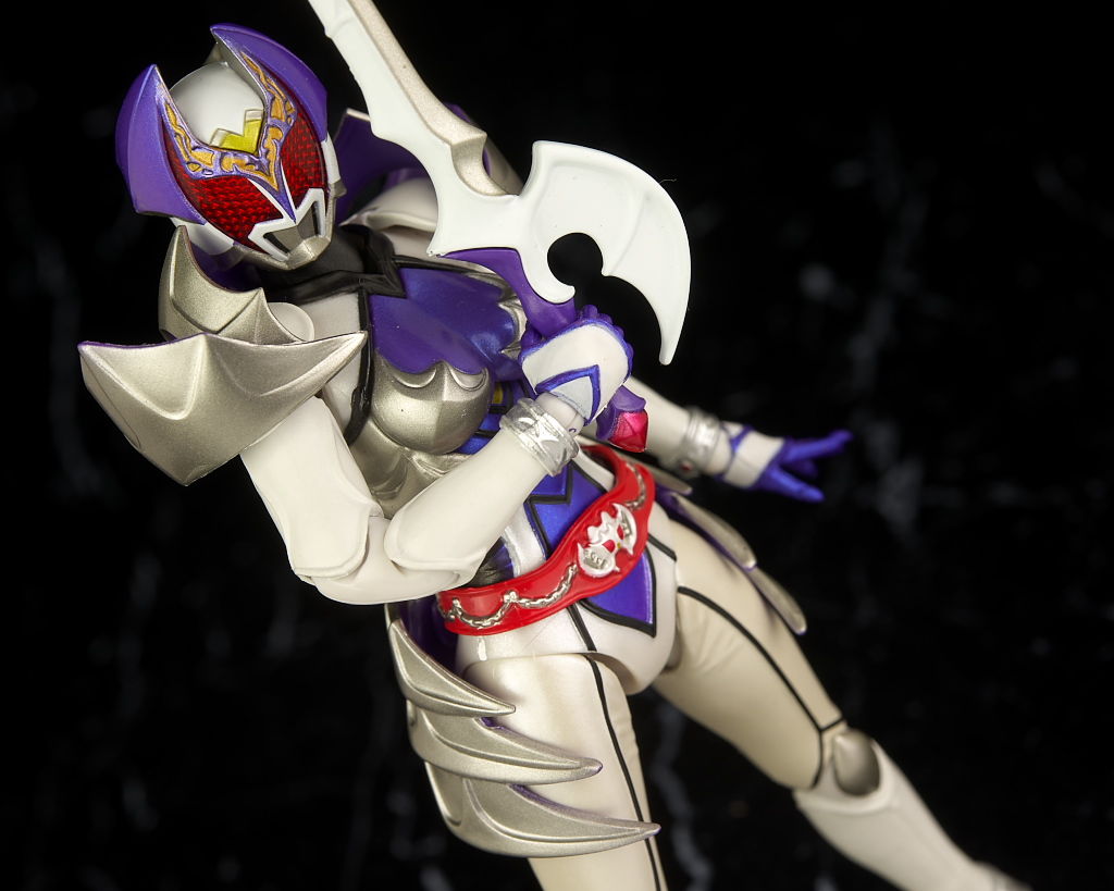 S.H.フィギュアーツ 仮面ライダーキバーラ レビュー : はっちゃか