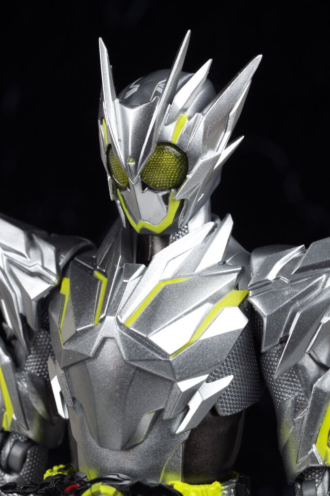 S.H.フィギュアーツ 仮面ライダーゼロワン メタルクラスタホッパー