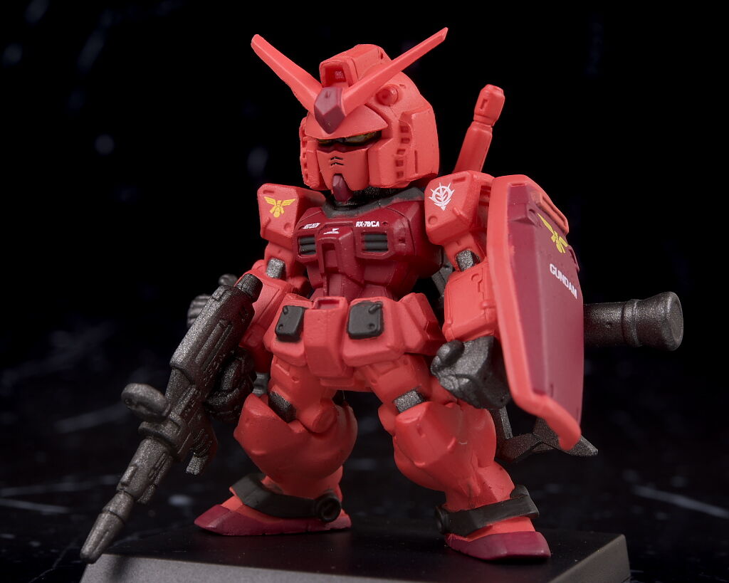 FW GUNDAM CONVERGE:CORE キャスバル専用ガンダム＆赤い彗星の軌跡