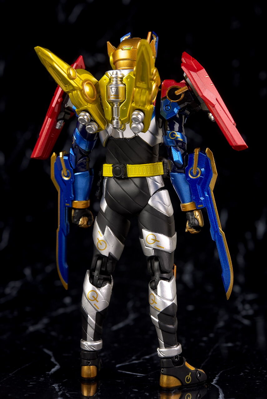 S.H.フィギュアーツ 仮面ライダーグリスパーフェクトキングダム