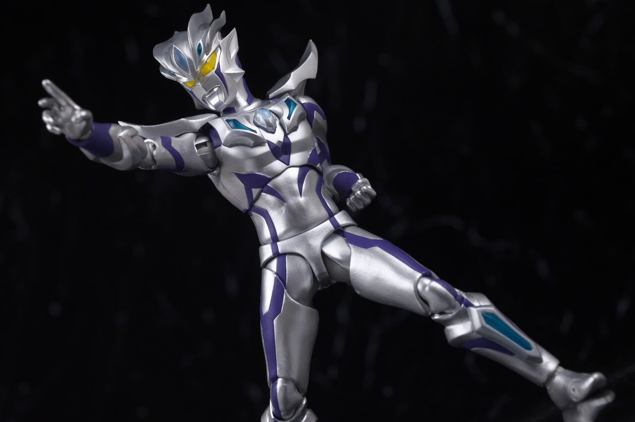 S.H.フィギュアーツ ウルトラマンゼロ ビヨンド（ウルトラマン ニュー